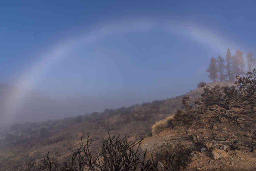 Tenerife 49 - parque nacional del Teide - arco iris.jpg